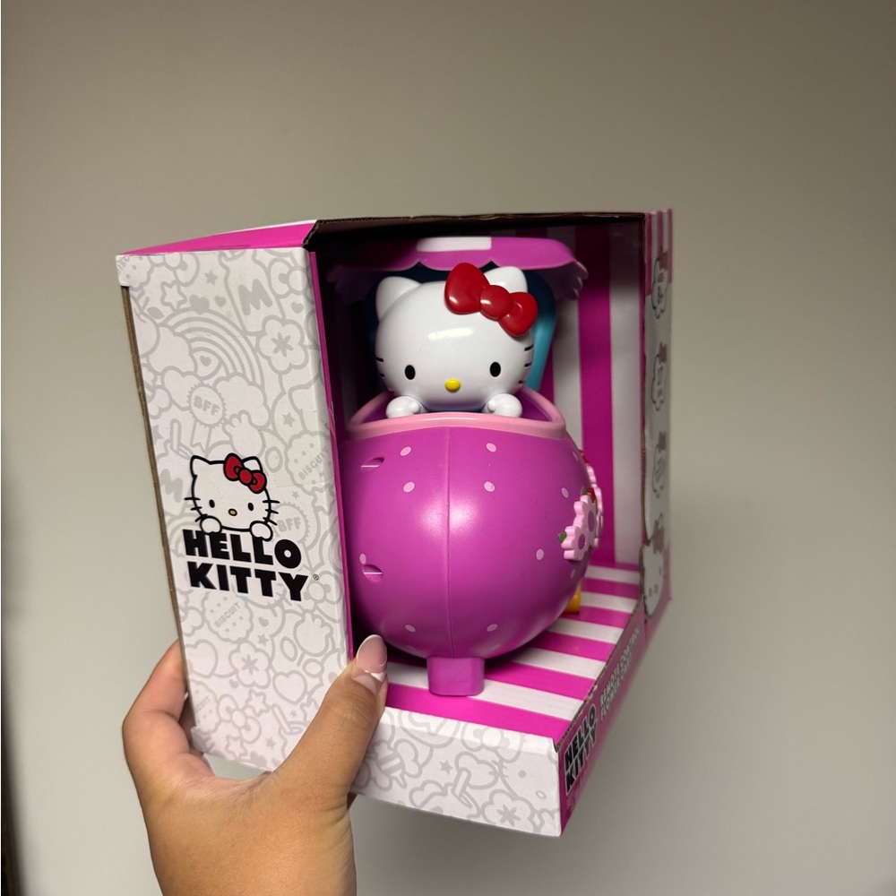 Hello Kitty Pink and White Toy Set - Picture 1 of 7